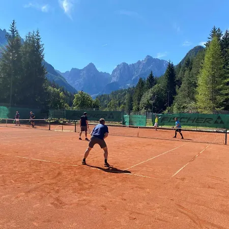 Daire Hillside Bio With Mountain View *