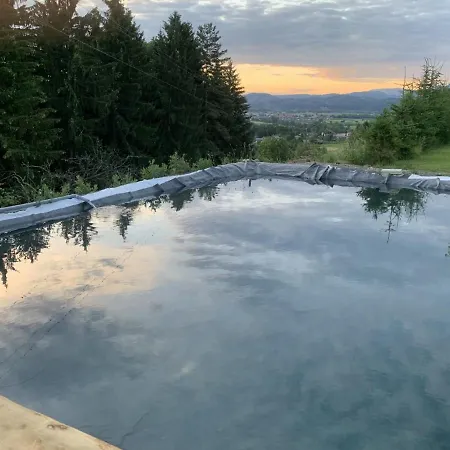 Apartment Hillside Bio With Mountain View Prebold