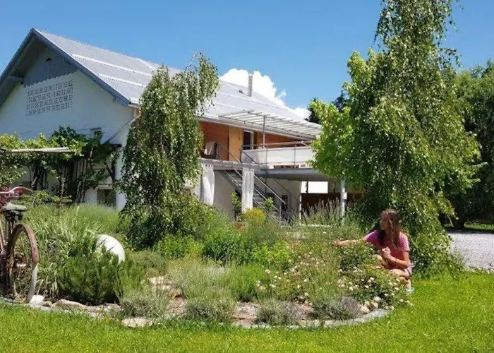 Appartamento Hillside Bio With Mountain View